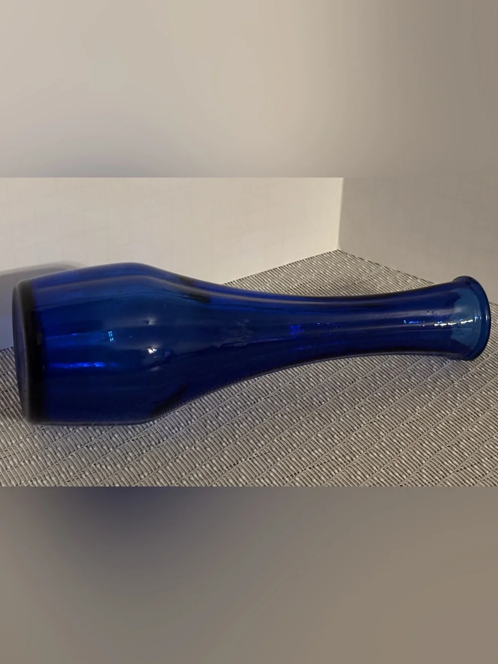 Vintage Cobalt Blue Glass Bud Vase – Cobalt Blue Glass Ribbed Vase MCM 9